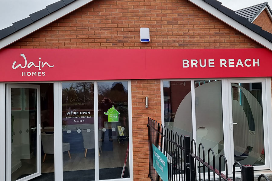 new development marketing sign contractors bristol